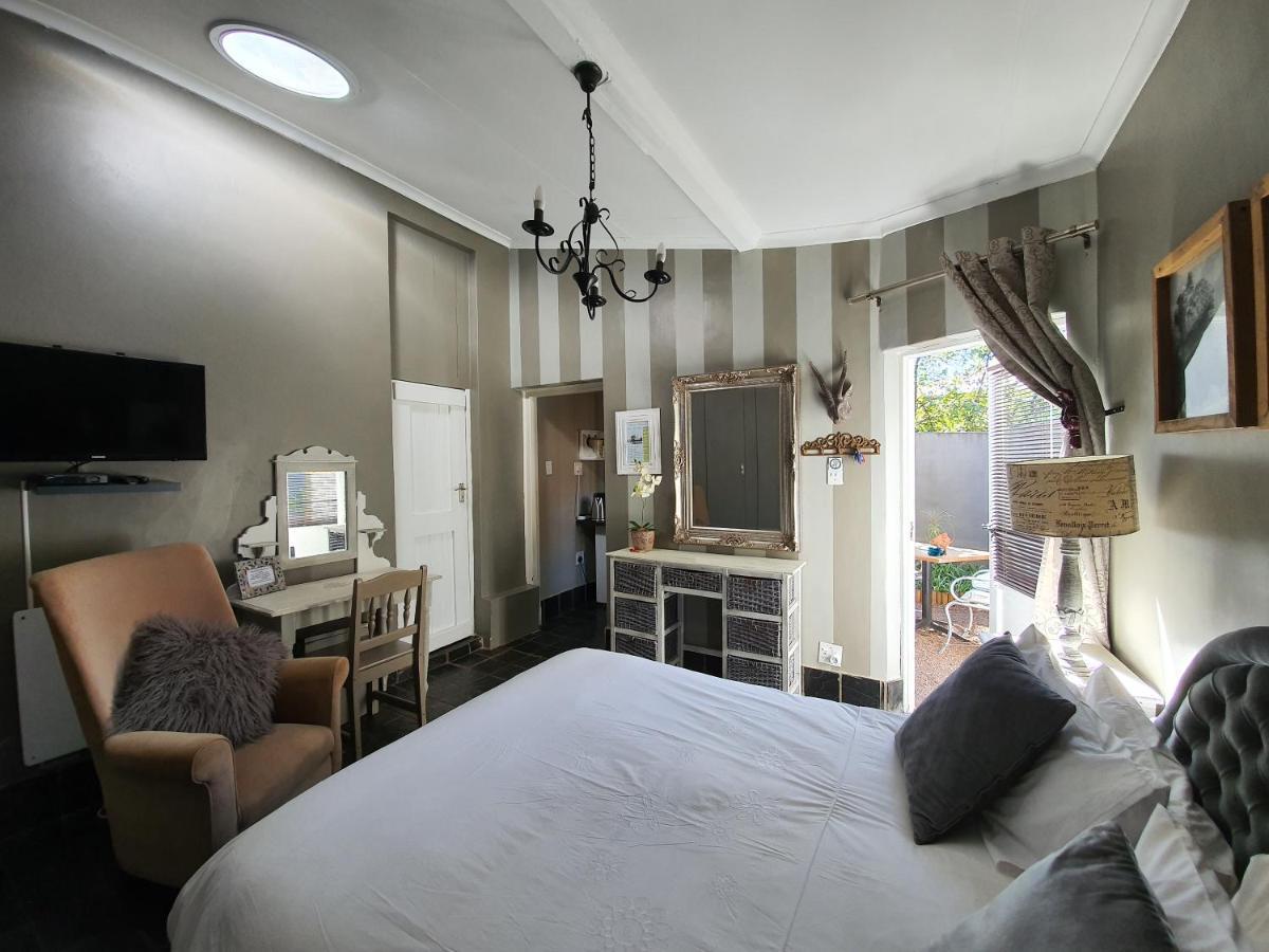 Waterhouse Guest Lodge In Muckleneuk Pretoria-Noord Eksteriør bilde