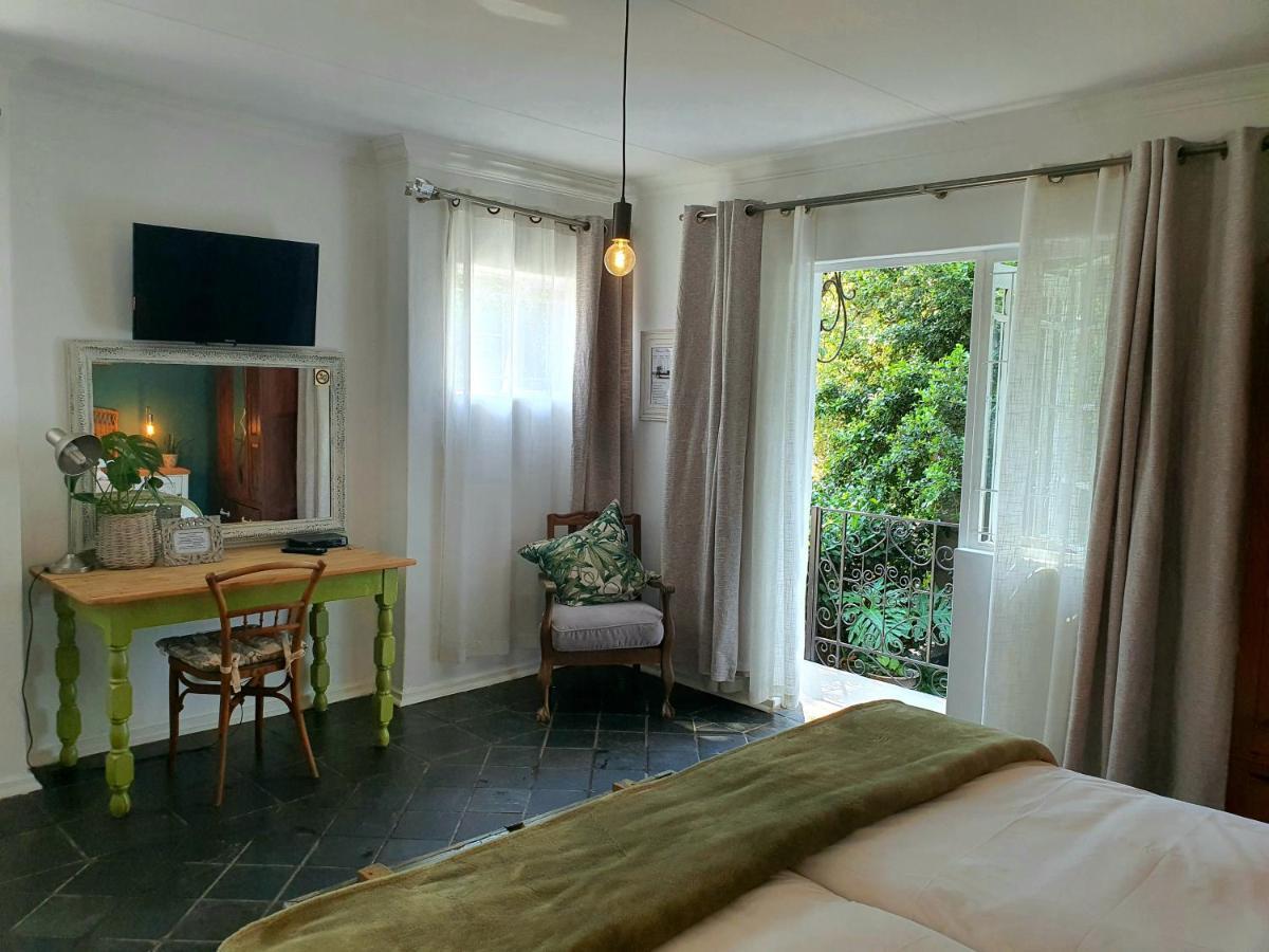 Waterhouse Guest Lodge In Muckleneuk Pretoria-Noord Eksteriør bilde
