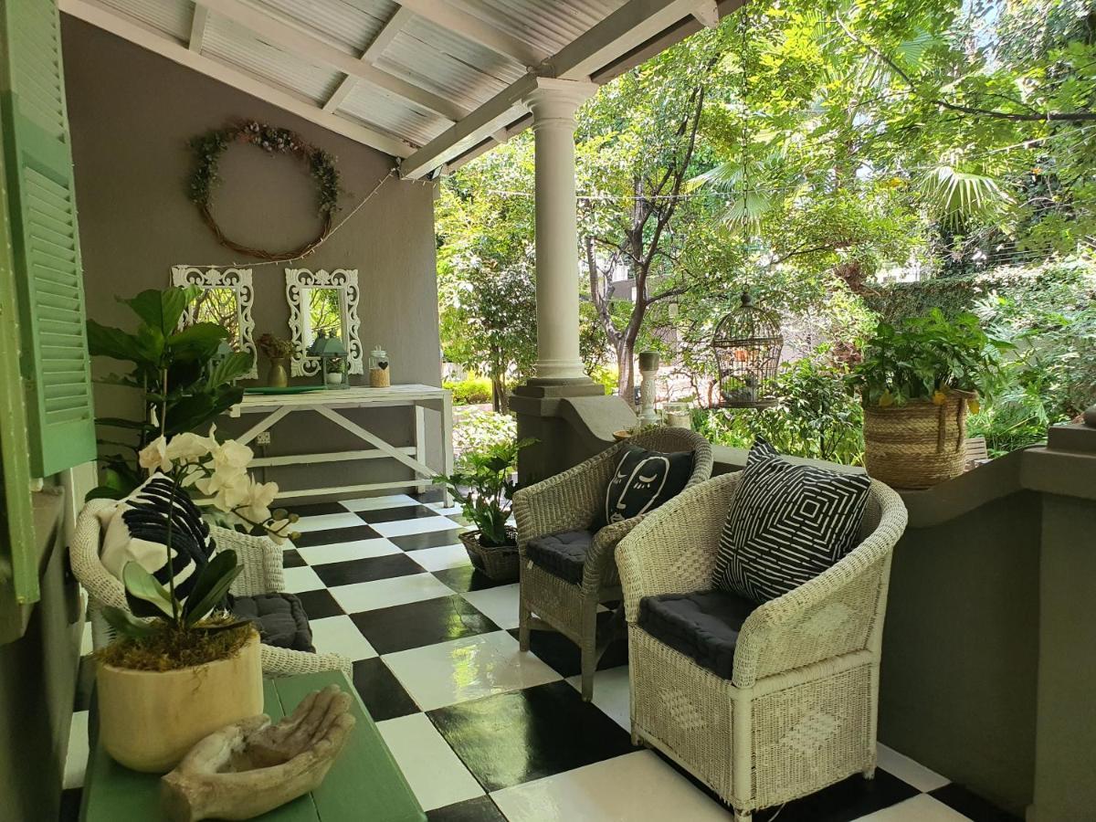 Waterhouse Guest Lodge In Muckleneuk Pretoria-Noord Eksteriør bilde