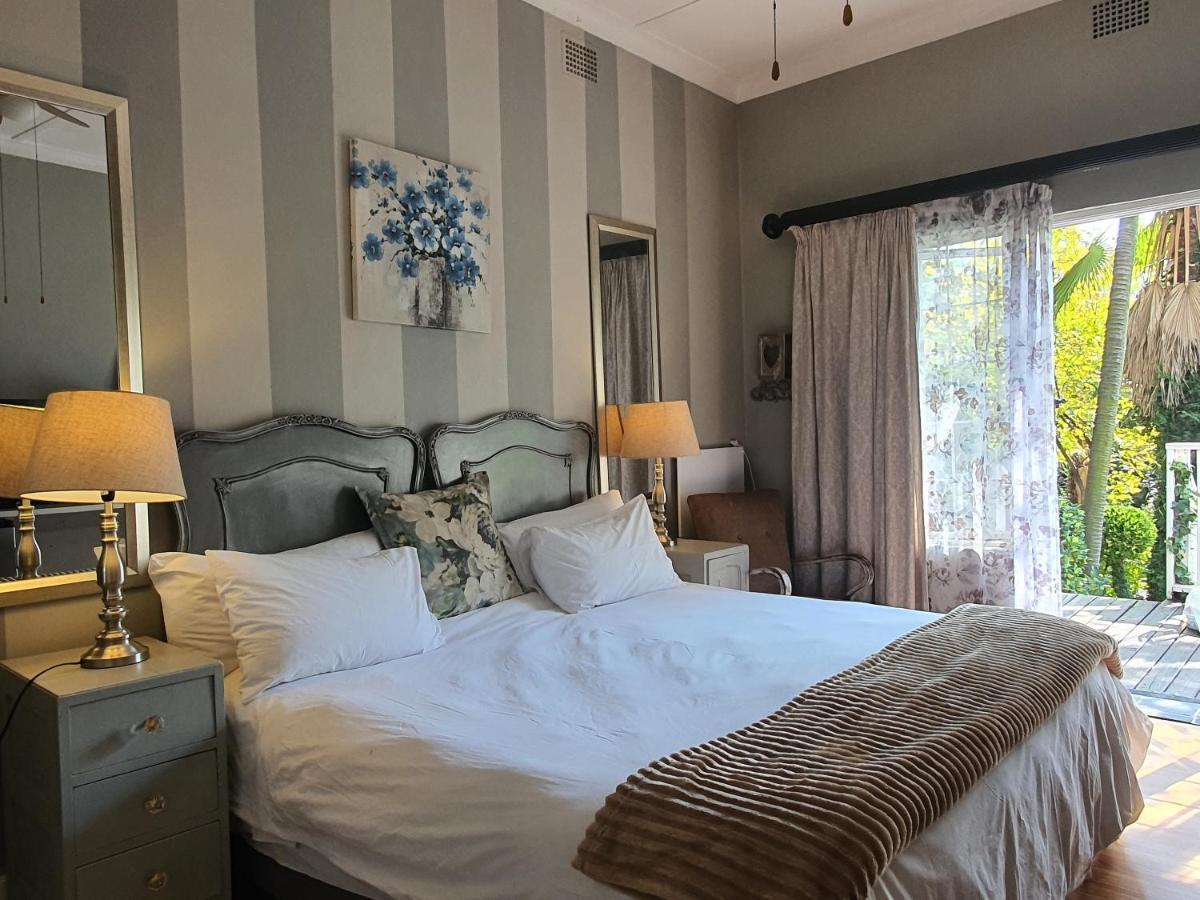 Waterhouse Guest Lodge In Muckleneuk Pretoria-Noord Eksteriør bilde