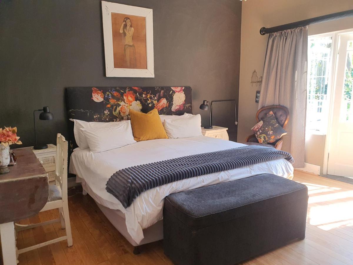 Waterhouse Guest Lodge In Muckleneuk Pretoria-Noord Eksteriør bilde