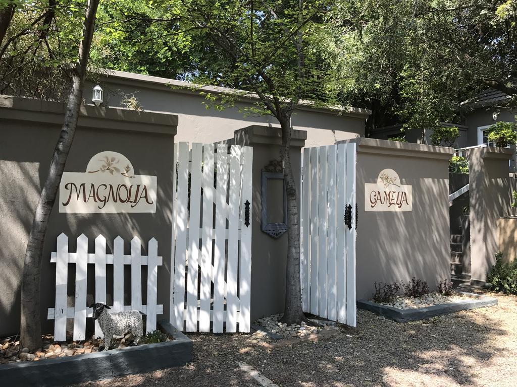 Waterhouse Guest Lodge In Muckleneuk Pretoria-Noord Eksteriør bilde