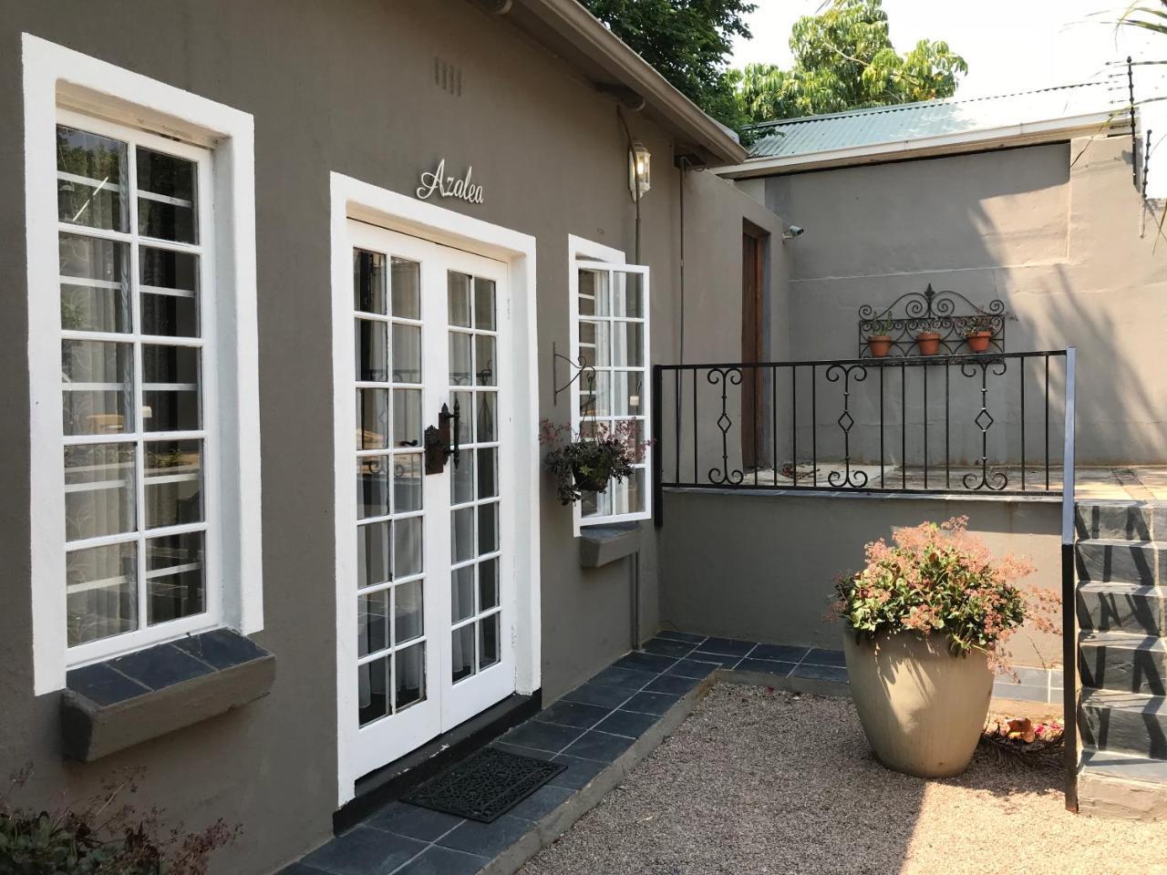 Waterhouse Guest Lodge In Muckleneuk Pretoria-Noord Eksteriør bilde
