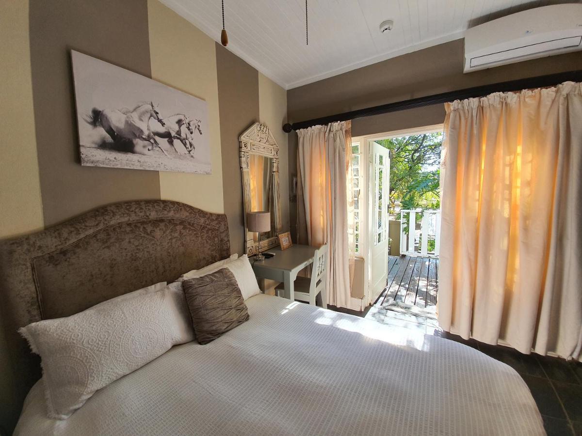 Waterhouse Guest Lodge In Muckleneuk Pretoria-Noord Eksteriør bilde