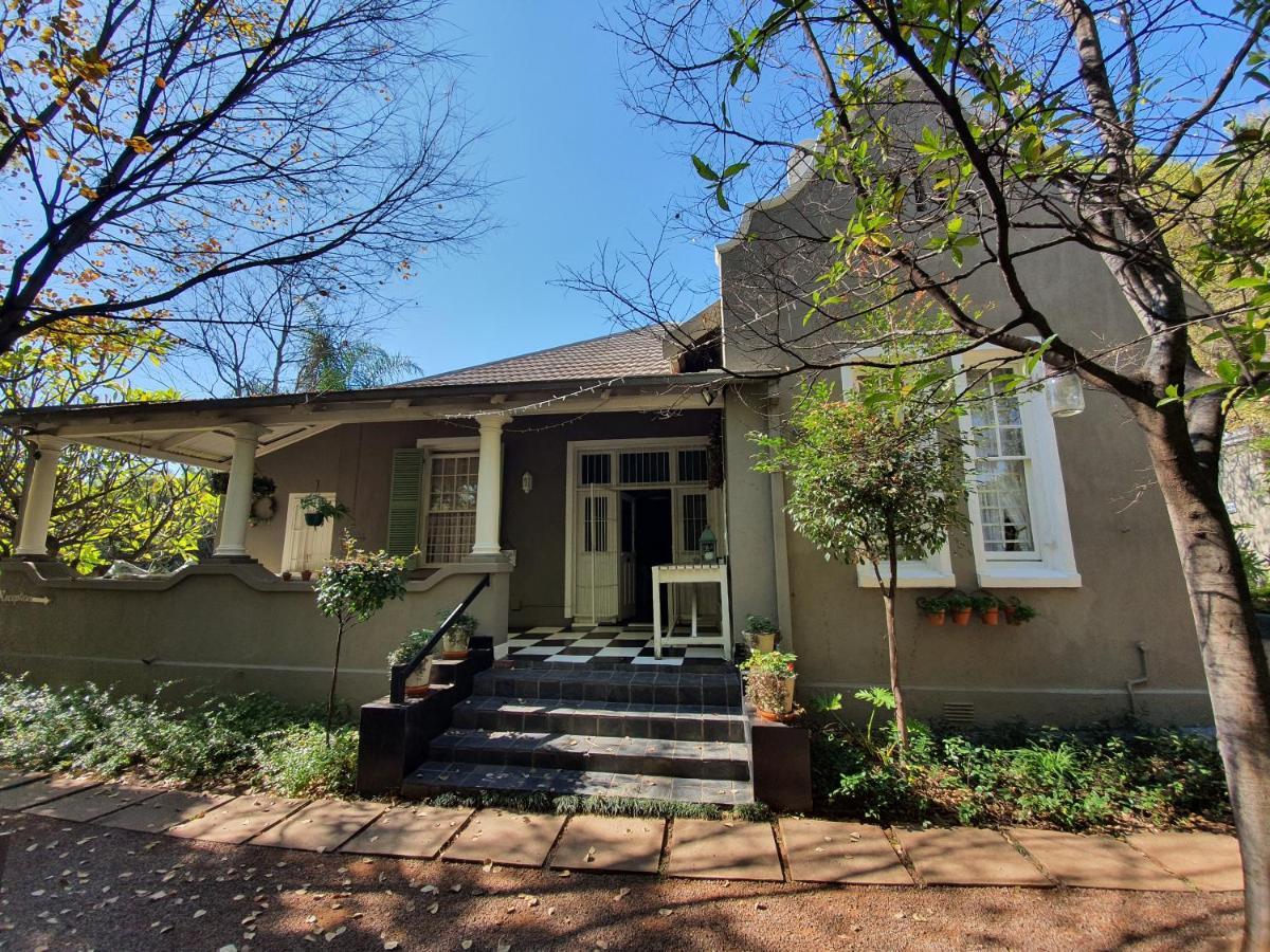 Waterhouse Guest Lodge In Muckleneuk Pretoria-Noord Eksteriør bilde