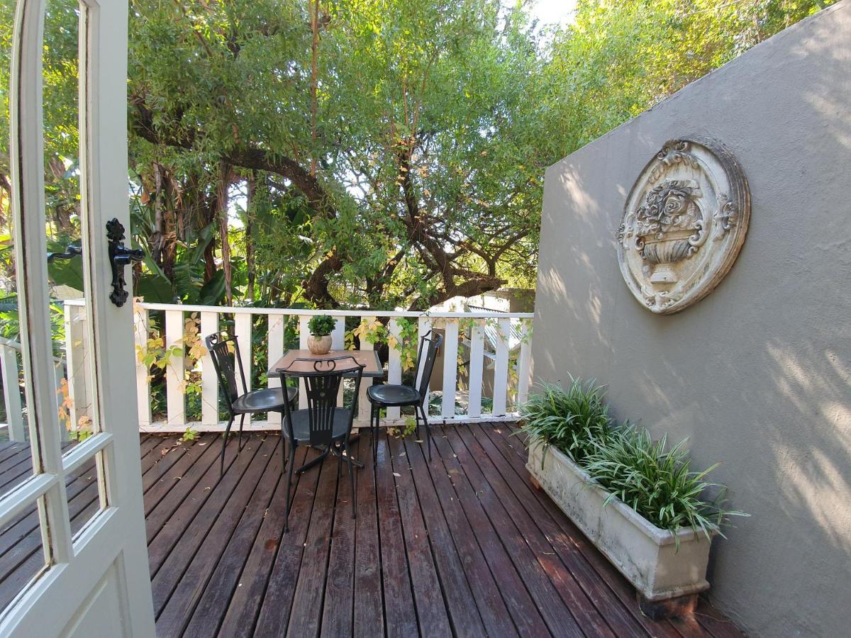 Waterhouse Guest Lodge In Muckleneuk Pretoria-Noord Eksteriør bilde